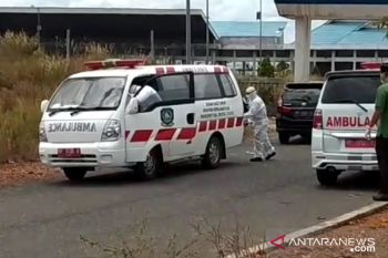 Penumpang kapal dari  Anambas diduga terjangkit COVID-19