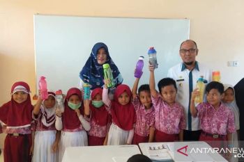 Pemkot Palu berencana liburkan sekolah 14 hari terkait wabah COVID-19
