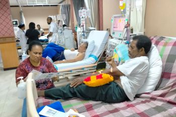 RSUD Tiom sediakan masker cegah COVID-19