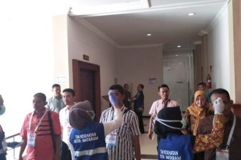 Pemkot Mataram gunakan dana tak terduga tingkatkan kewaspadaan corona