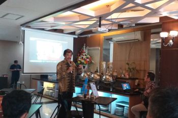 Jles's Hotel, hotel keluarga dan bisnis pertama di Manado