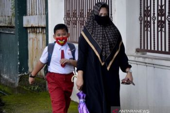 Sekolah diliburkan akibat virus corona