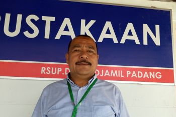 Penumpang pesawat Air Asia yang  dirujuk ke RSUP M Djamil meninggal dunia