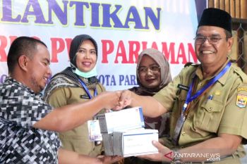 Dinkes Pariaman bagikan masker kepada wartawan