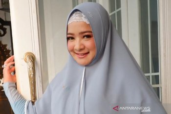Pemerintah diminta dorong pabrik APD menggunakan bahan baku dalam negeri