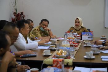 Bupati Winarti liburkan sekolah di Tulangbawang cegah COVID-19