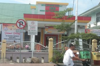 RSUD Poso akan kurangi jam besok pasien cegah COVID-19