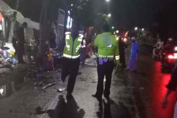 Diseruduk Pajero oleng, tukang becak tewas