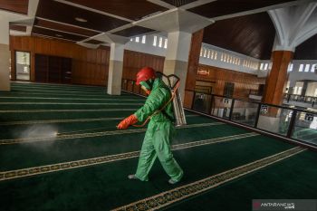 Pakaian pelindung minim, Payakumbuh modifikasi mantel plastik menjadi alat pelindung diri  darurat