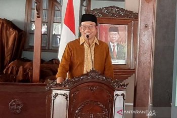 Bupati Banyumas tegaskan tak ada pasar tradisional yang ditutup