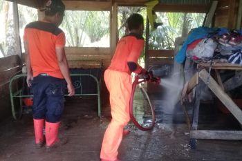 Dua jembatan darurat di Sitalang Agam dihanyutkan banjir bandang