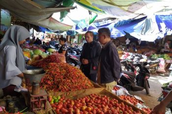 COVID-19, Disdag mengeluarkan edaran minta pasar rakyat tetap dibuka