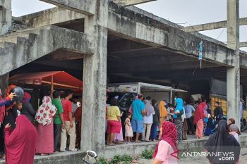 Bulog Riau gelar Operasi Pasar gula pasir murah Rp10.500 per kilogram