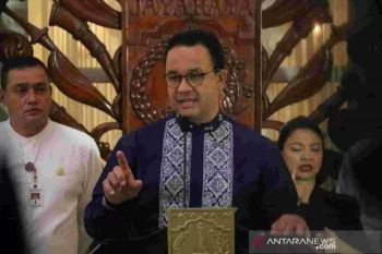 Anies: seluruh perusahaan di DKI hentikan kegiatan perkantoran