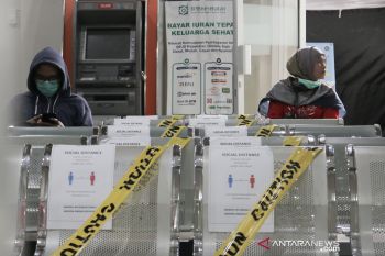 RS Bhayangkara Mataram terapkan physical distancing bagi pengunjung