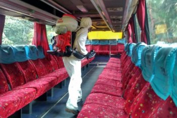 UI intensifkan penyemprotan cairan disinfektan cegah Covid-19