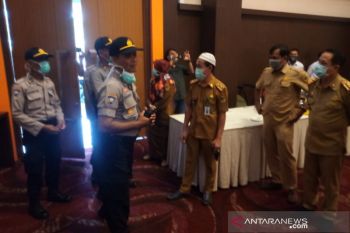 Berkumpul di tengah pandemi corona bisa dipenjara setahun