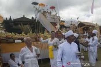 Ritual "Tawur Agung Kesanga" di Besakih-Karangasem dan Tabanan dilakukan sederhana