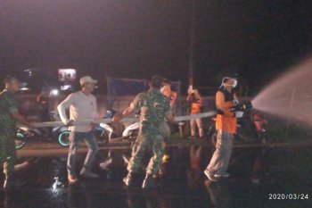 Kapuas Hulu lakukan penyemprotan cairan disinfektan antisipasi COVID - 19