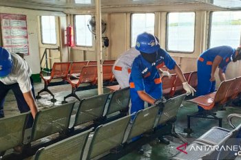 Arus penumpang ASDP Baubau menurun drastis sebagai dampak COVID-19