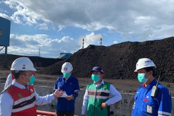 Stok BBM untuk pembangkit listrik di NTT cukup untuk 10 hari