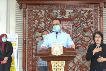 Anies akan membahas langkah hukum agar warga tidak meninggalkan Jakarta