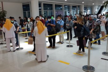 Psikolog lanyani konseling online dampak COVID-19
