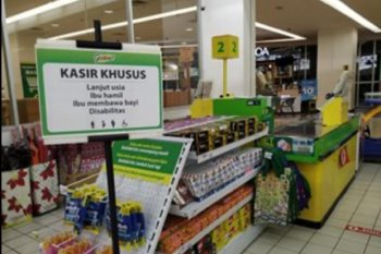 Hero Supermarket-Giant inisiasi jam belanja bagi lansia saat COVID-19