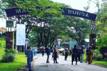 Pintu masuk wisata Malino Gowa dijaga awasi penularan COVID-19