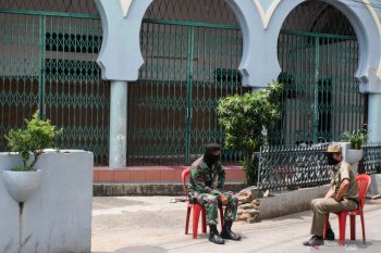 114  Jamaah Masjid Jami Kebon Jeruk bertahan karantina mandiri