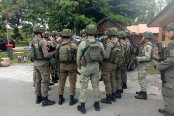 PT Freeport meminta karyawan dan keluarga waspada setelah penembakan