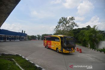 Terminal Batoh sepi penumpang