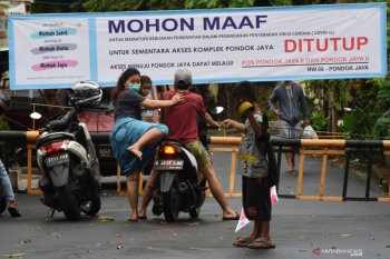 Kasus COVID-19 bertambah dari 2 menjadi 1.528 hanya sebulan