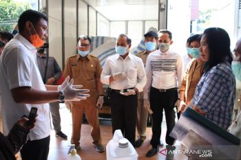 Warga NTB diminta tidak panik terkait persediaan bahan pokok