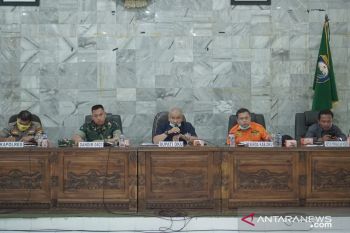 Bupati: Pengusaha wajib siapkan alat pengukur suhu tubuh