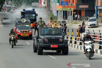 Riau disemprotkan 60.000 liter cairan disinfektan perangi COVID-19