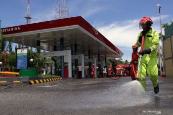 DPR minta pemerintah turunkan harga BBM dan listrik di tengah pandemi virus corona/COVID-19