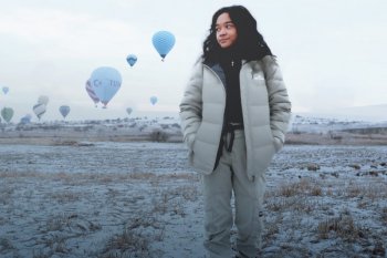 Nadia Ahadi merilis single "Cloud 9"