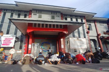 79 warga binaan Lapas Kelas II B Solok dapat asimilasi