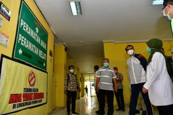 Gubernur Sulsel ajak masyarakat doakan korban COVID-19