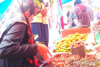 Harga bahan kebutuhan pokok di Solok Selatan naik terdampak wabah COVID-19