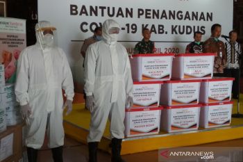 Bantuan APD senilai Rp1,5 miliar untuk tim medis di Kudus