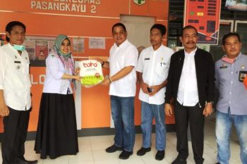 Tim Gugus Tugas Penanganan COVID-19 Pasangkayu distribusikan 75 APD
