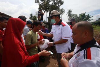 Lampung Sai berikan bantuan kepada korban banjir di Bandarlampung
