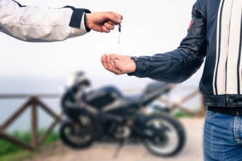Penjualan motor bekas terganggu pandemik virus corona