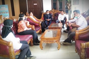 Legislator Kotim sebut wajar perawat menuntut perhatian sama