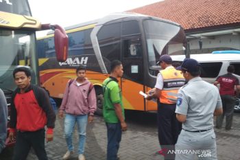 Tiba di Kudus, dua pemudik dikarantina di hotel