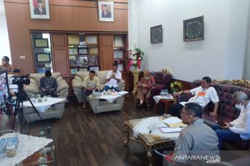 Wagub Sulsel pantau penanganan COVID-19 di Pangkep