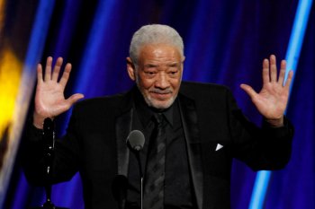 Penyanyi "Lean on Me" Bill Withers meninggal