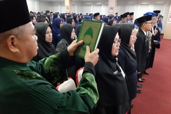 ASN Bintan sisihkan gaji tiga bulan bantu warga terdampak COVID-19